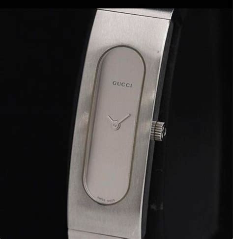 Gucci 2400S Quartz Watch 